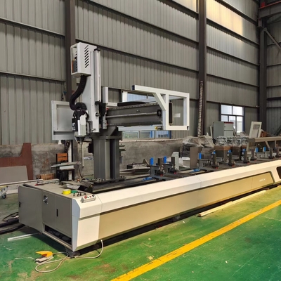 4 оси Алюминиевая CNC буровая фрезерная режущая машина для профиля в пределах 6500 мм длины