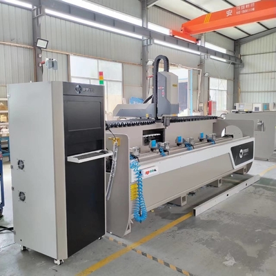Алюминиевый профиль ЦНЦ обрабатывающие центры Автоматическая CNC буровая фрезерная машина, работающая с длиной 3000 мм