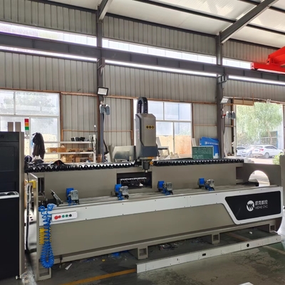 3 оси CNC алюминиевого профиля буровой фрезерной машины для окна и двери области