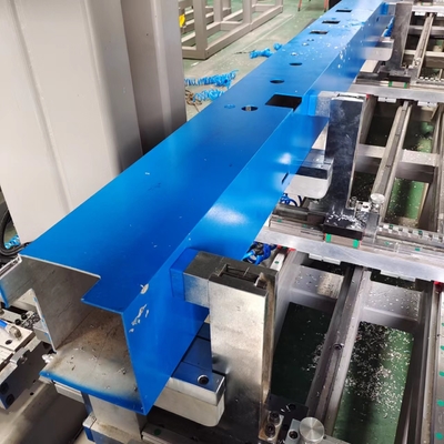 CNC 4-осевой центр обработки алюминиевого профиля для бурения, фрезы и конца фрезы