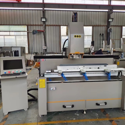 Настраиваемая 3,5 кВт * 2 спиндовые мощности CNC сверлильная фрезерная машина для алюминиевых оконных дверей и минималистской мебели
