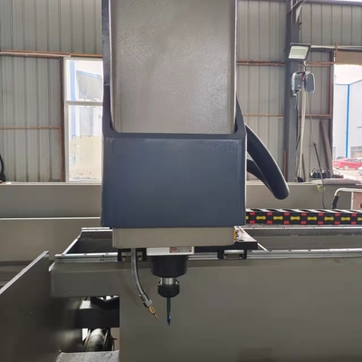 Китайская фабрика Weike Машины поставки 3 + 1 оси CNC буровой фрезерной машины рабочий стол может вращаться +-90 градусов