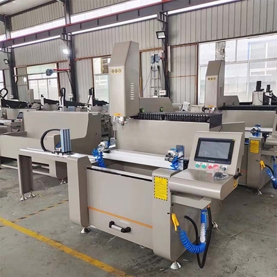 Алюминиевая CNC буровая фрезерная машина 800 мм Автоматическое бурение и нажатие